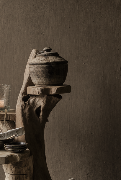 Original Old wooden Nepalese Pot with lid HOFFZ