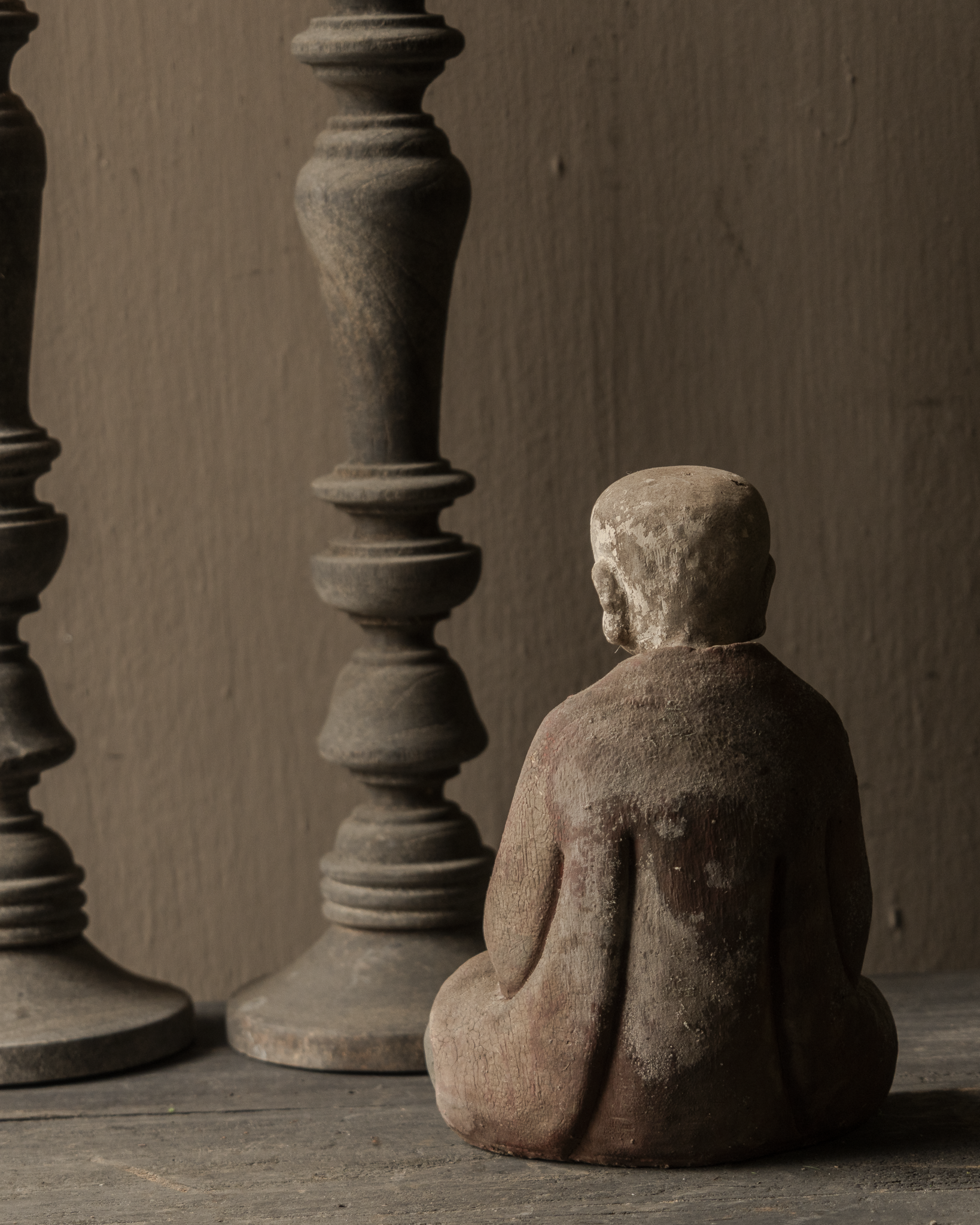 Antiek klein houten monnik beeldje-4