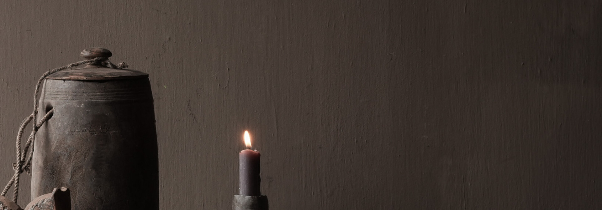 Aura Peeperkorn houten ornament kandelaar 