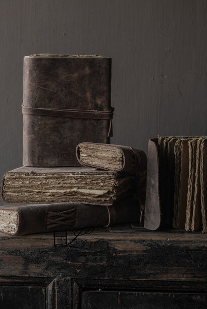 Hoffz notebook with leather cover