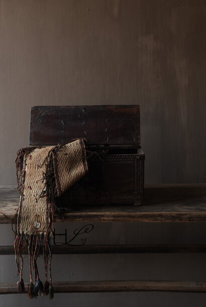 Authentiek oud houten antieke Dauri box
