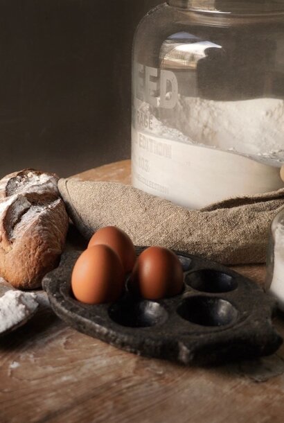 Oud Indisch stenen malplaatje – uniek wabi sabi decoratie object