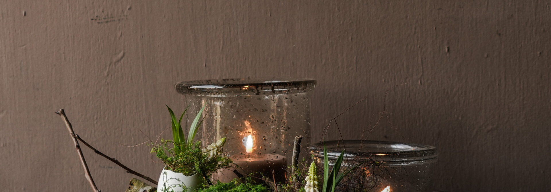 Schöne, robuste, einzigartige, unvollkommene Holzschale