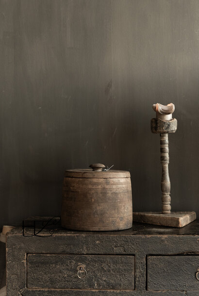 Old Nepalese wooden pot with lid – HOFFZ
