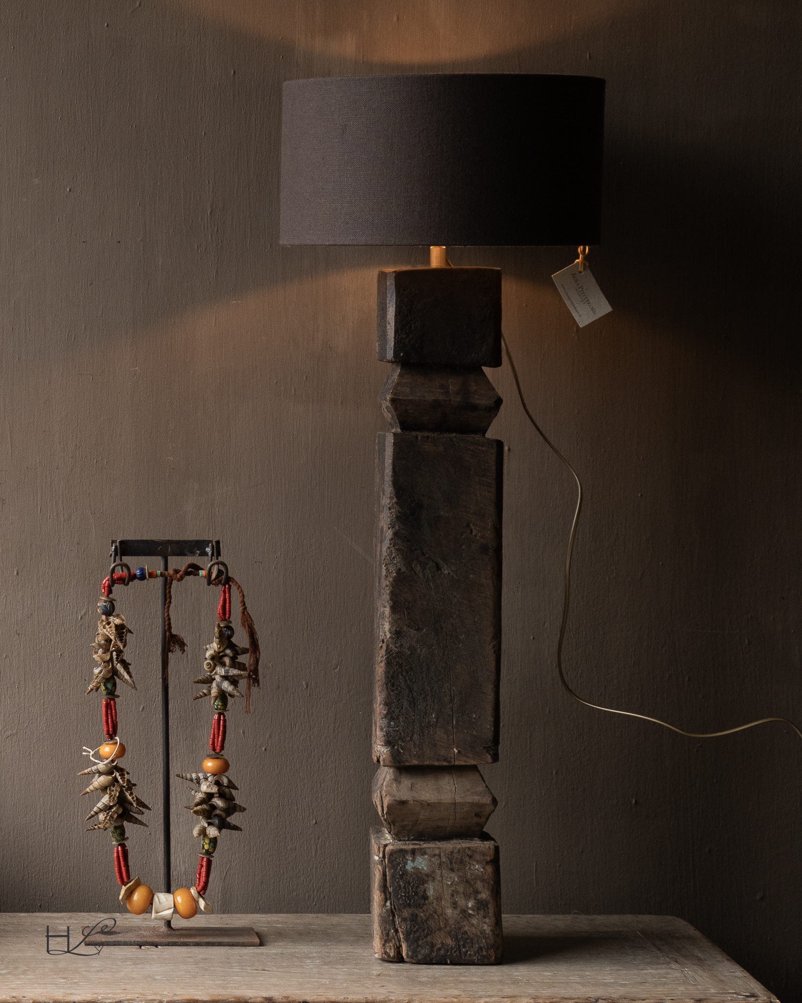 Table lamp made from an old wooden baluster-2