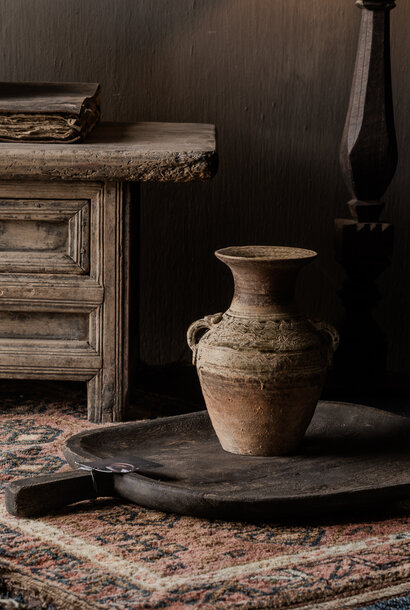 Oud aardewerk kruikje – authentiek en doorleefd