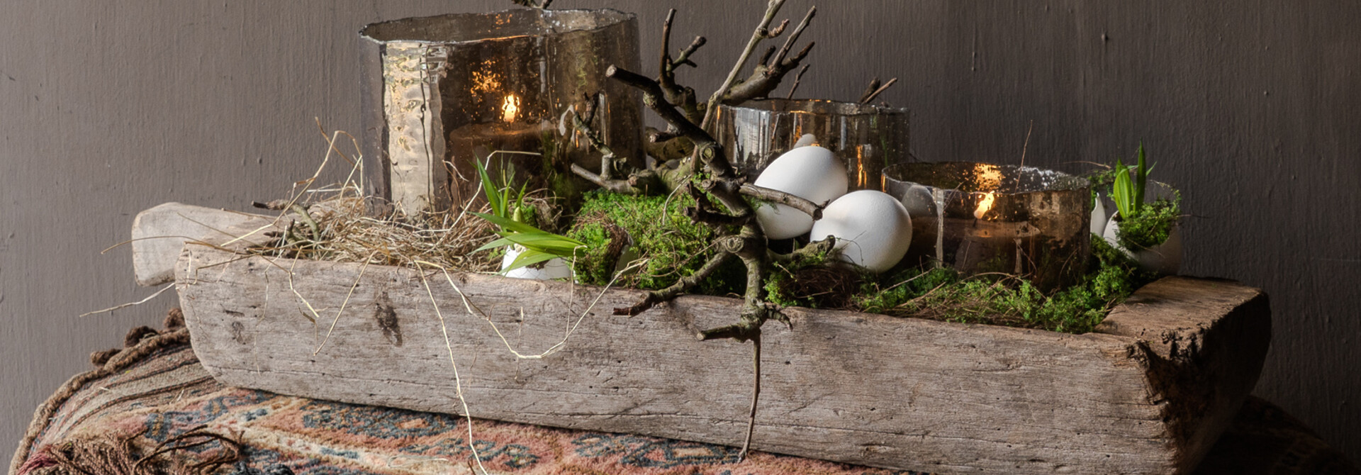 Houten trog / dienblad van oud gebruikt hout – authentiek en doorleefd