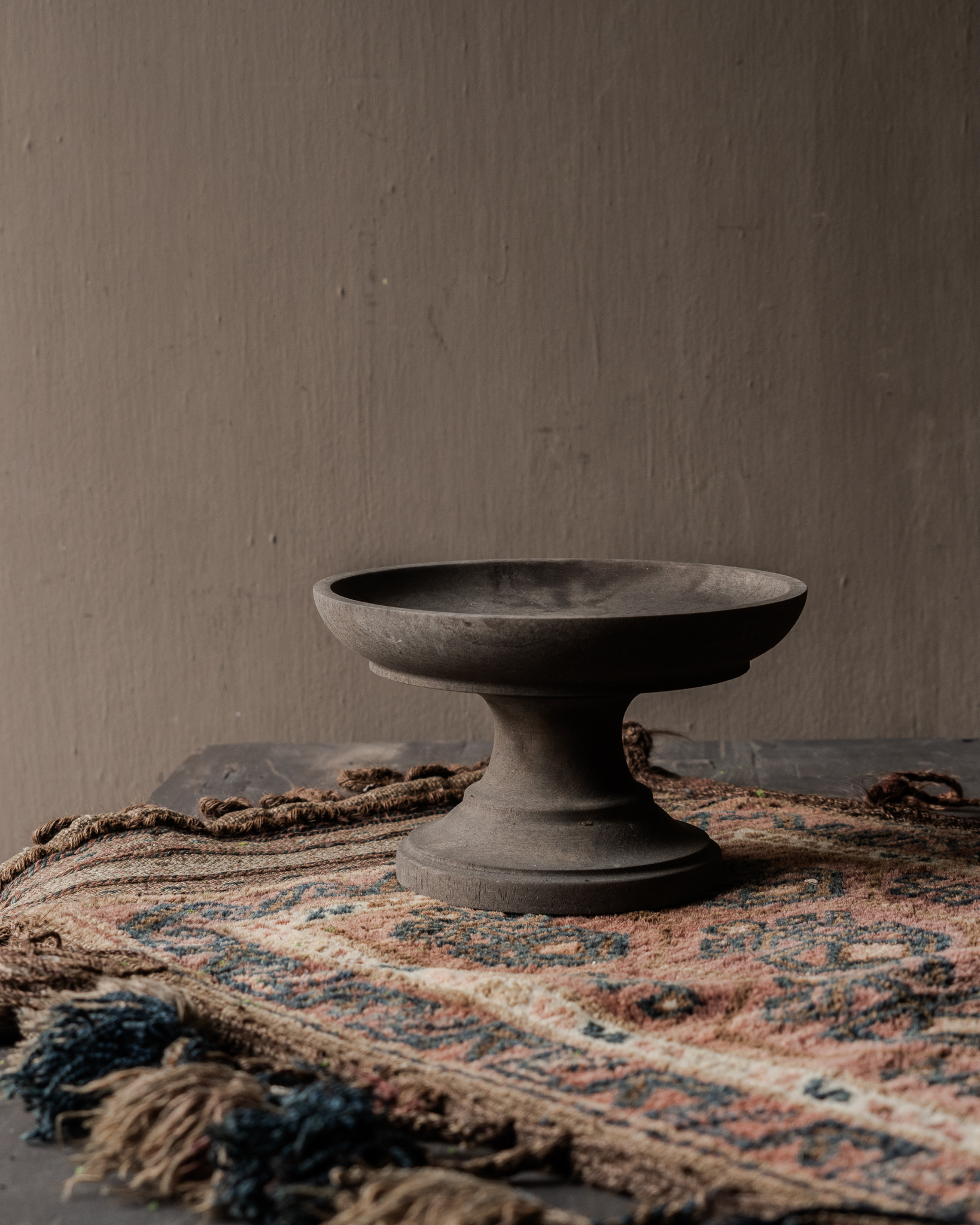 Hölzerne Irfan-Schale auf Fuß – Ø25 x H15 cm – LUKSA-3