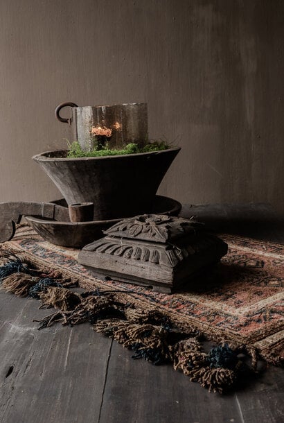 Uniek houten box met deksel snijwerk