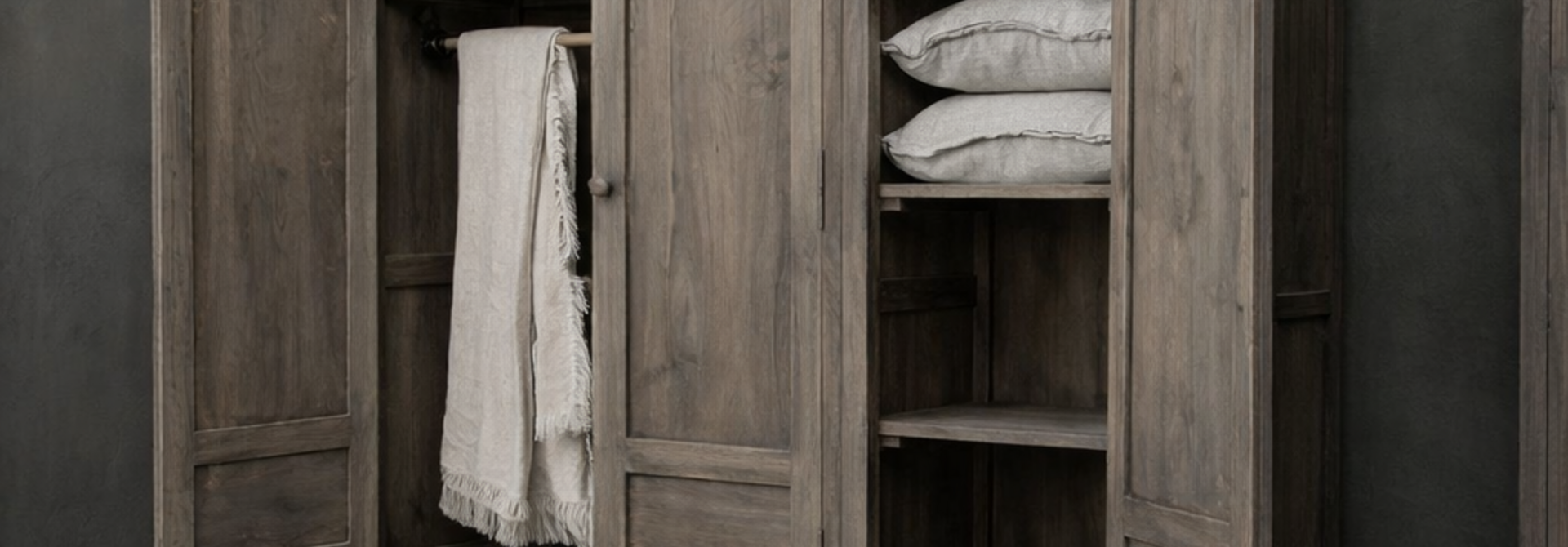 Davide Luksa Wäscheschrank