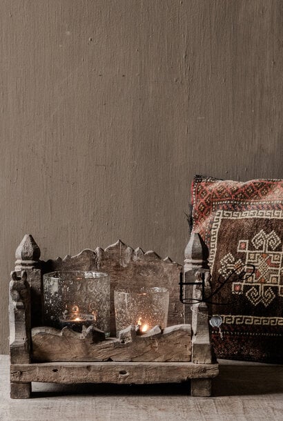 Oud Indiaas bajot tafeltje met paardjes | tempel tafeltje