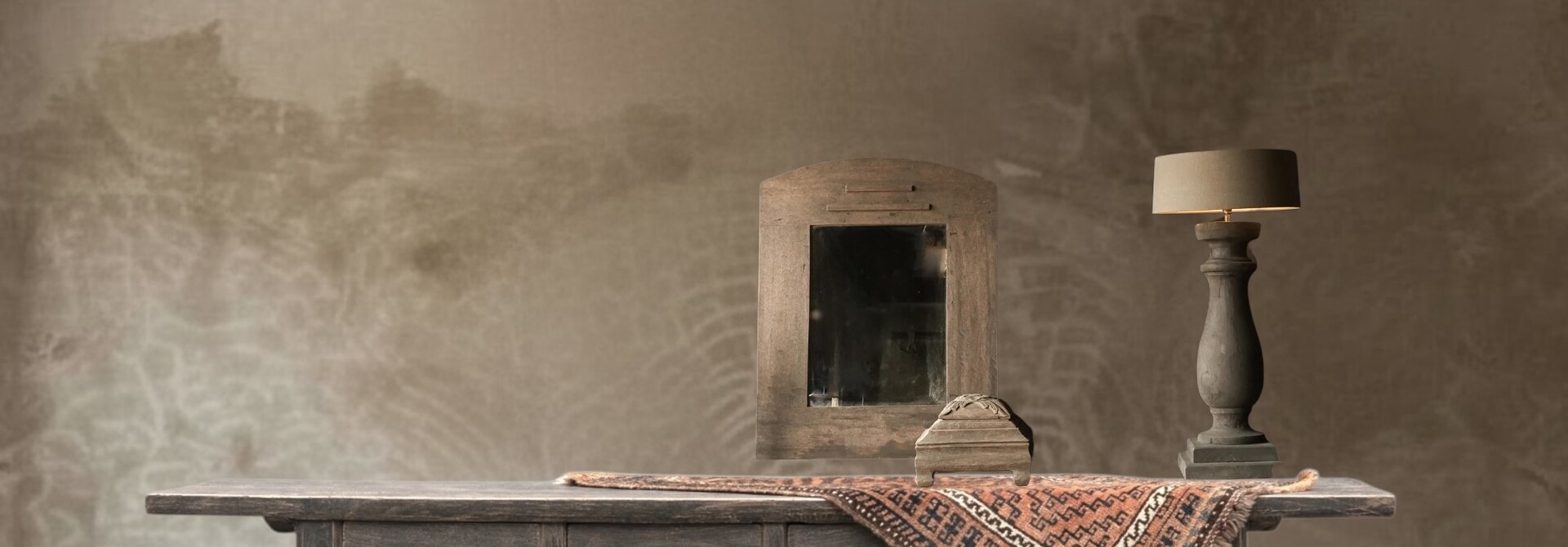 Oud Antiek Uniek Wabi Sabi Houten doorleefde Sidetable / Muurtafel