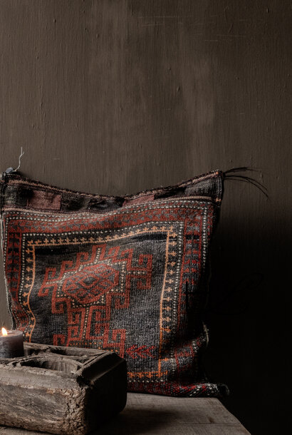 Vintage Carpet Cushion HOFFZ