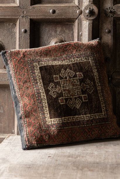 Vintage Carpet Cushion HOFFZ