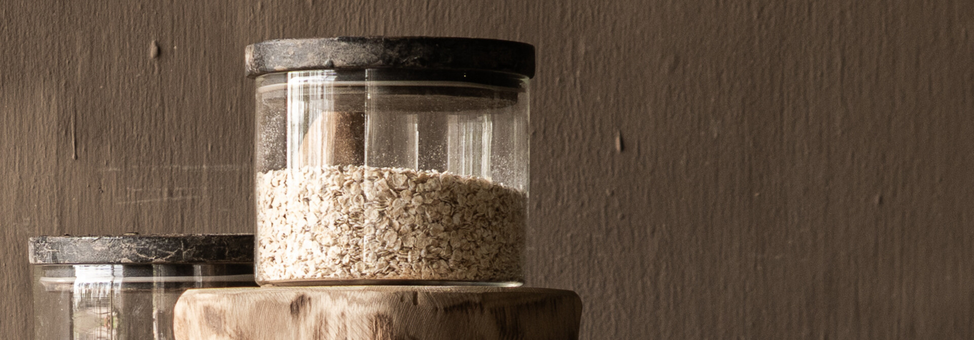 Glasvorratsglas mit Holzdeckel