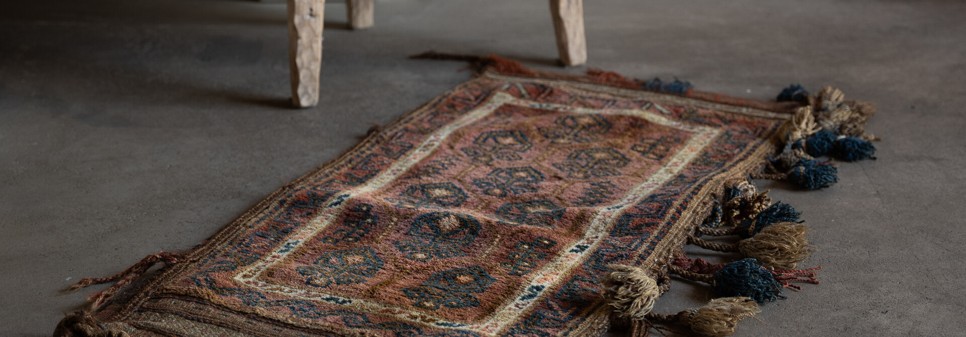 Authentischer HOFFZ Wandbehang / Nomads Torba mit Quasten