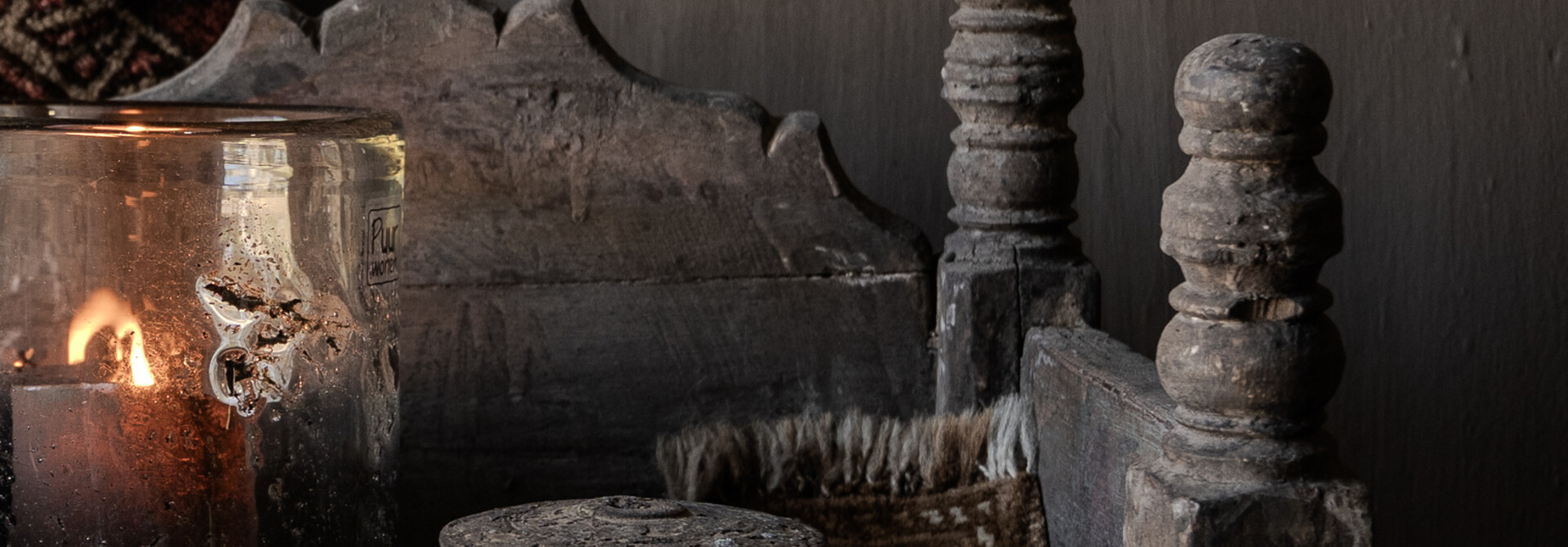 Original Old Wooden Nepalese Jug / Pot with Lid HOFFZ