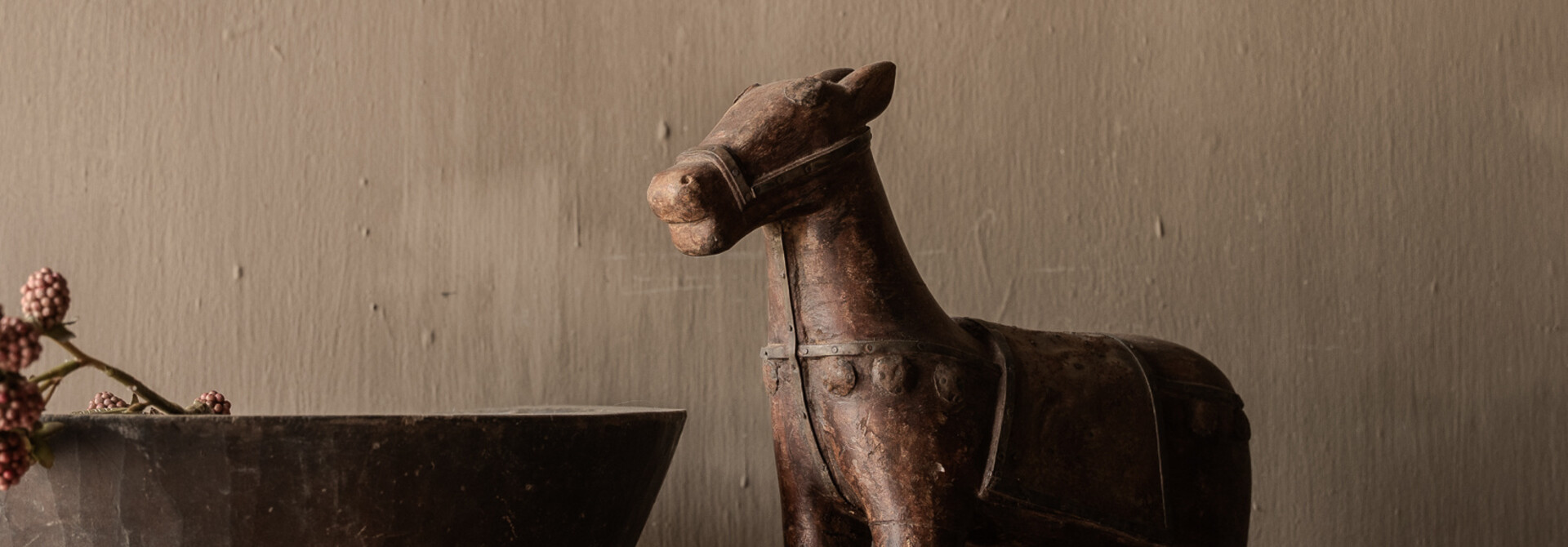 Uniek Authentiek houten paard