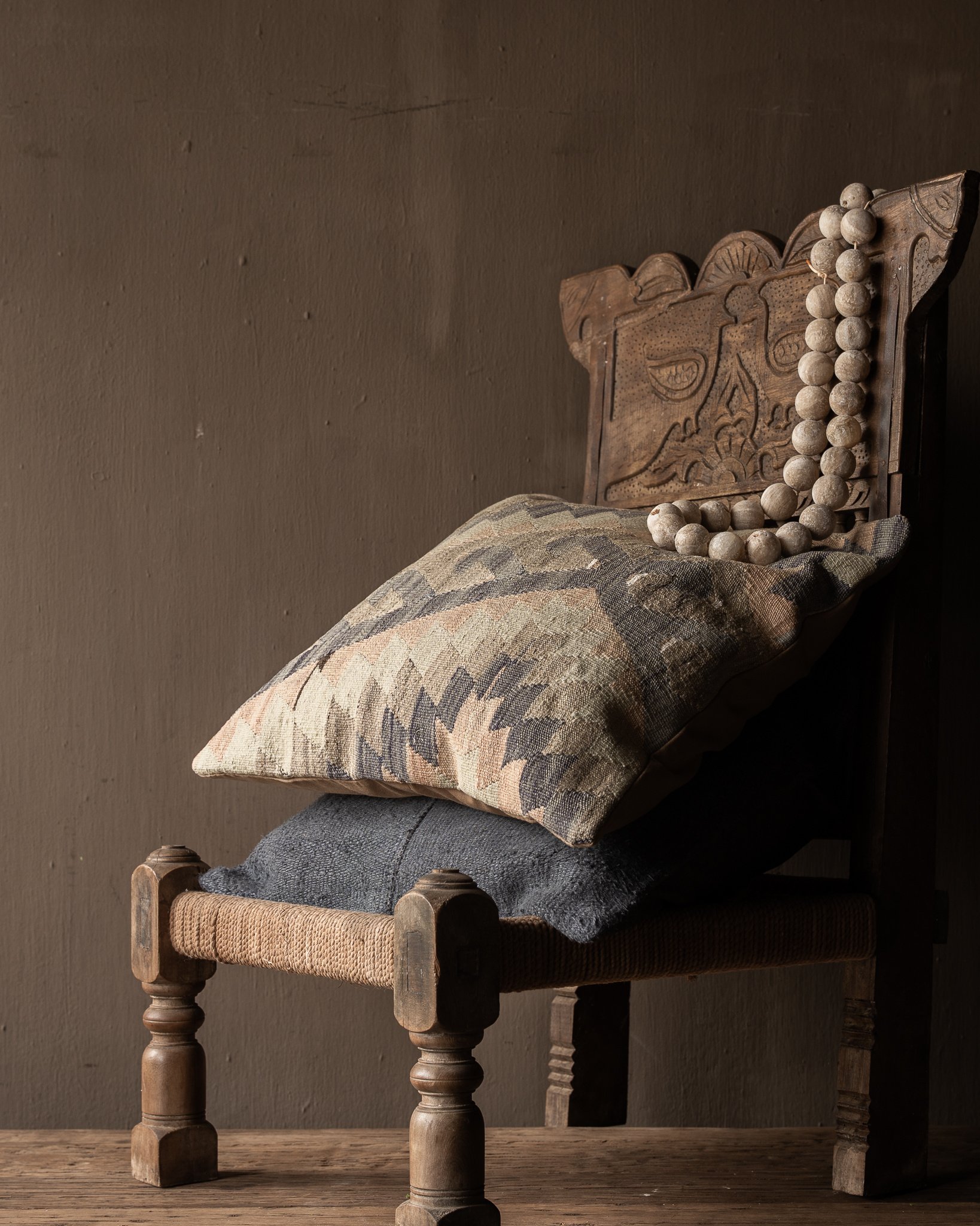 Hennep kussen 50x50 cm | patchwork | blauwgrijs & kelim-7