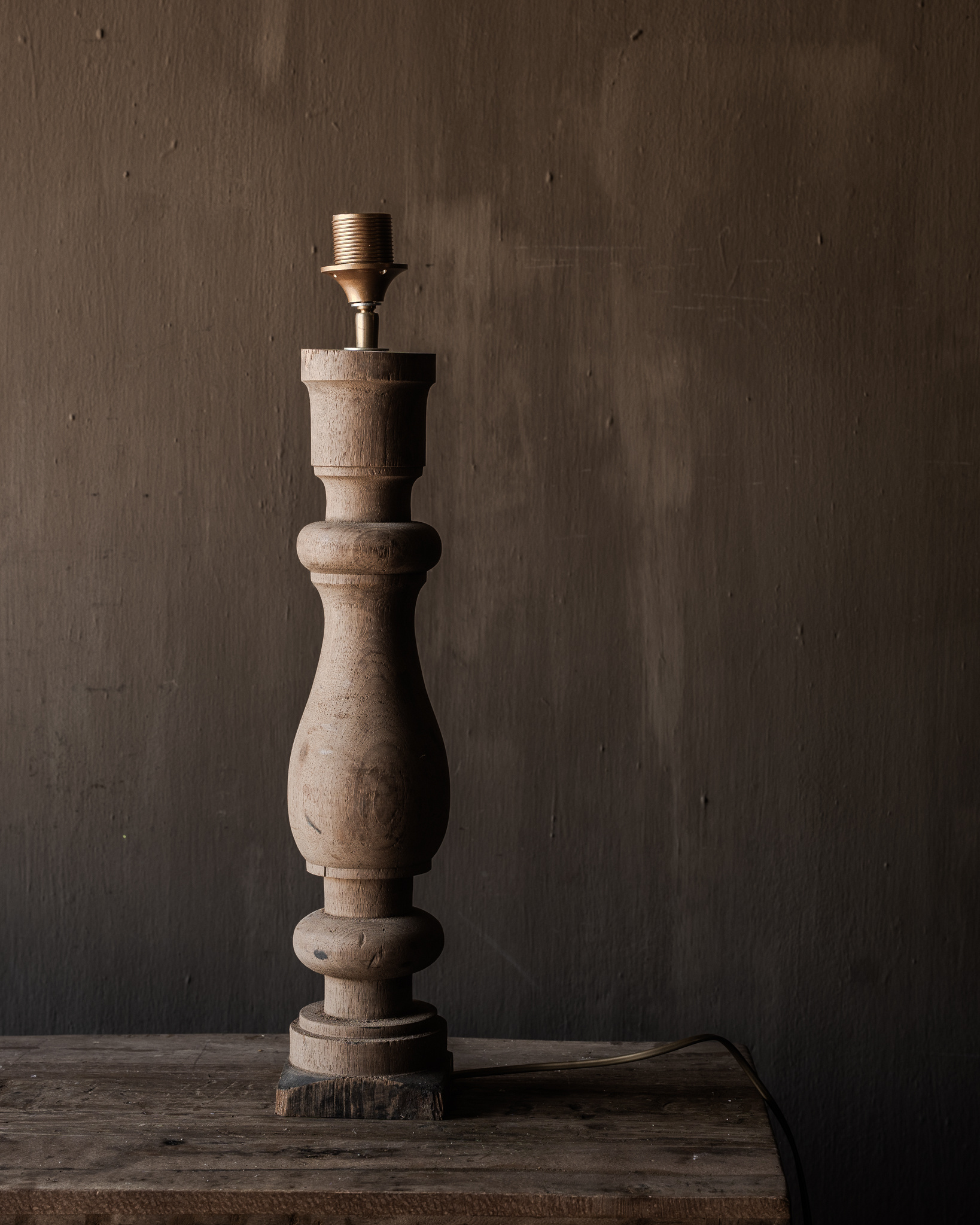 Oude houten baluster lamp-5