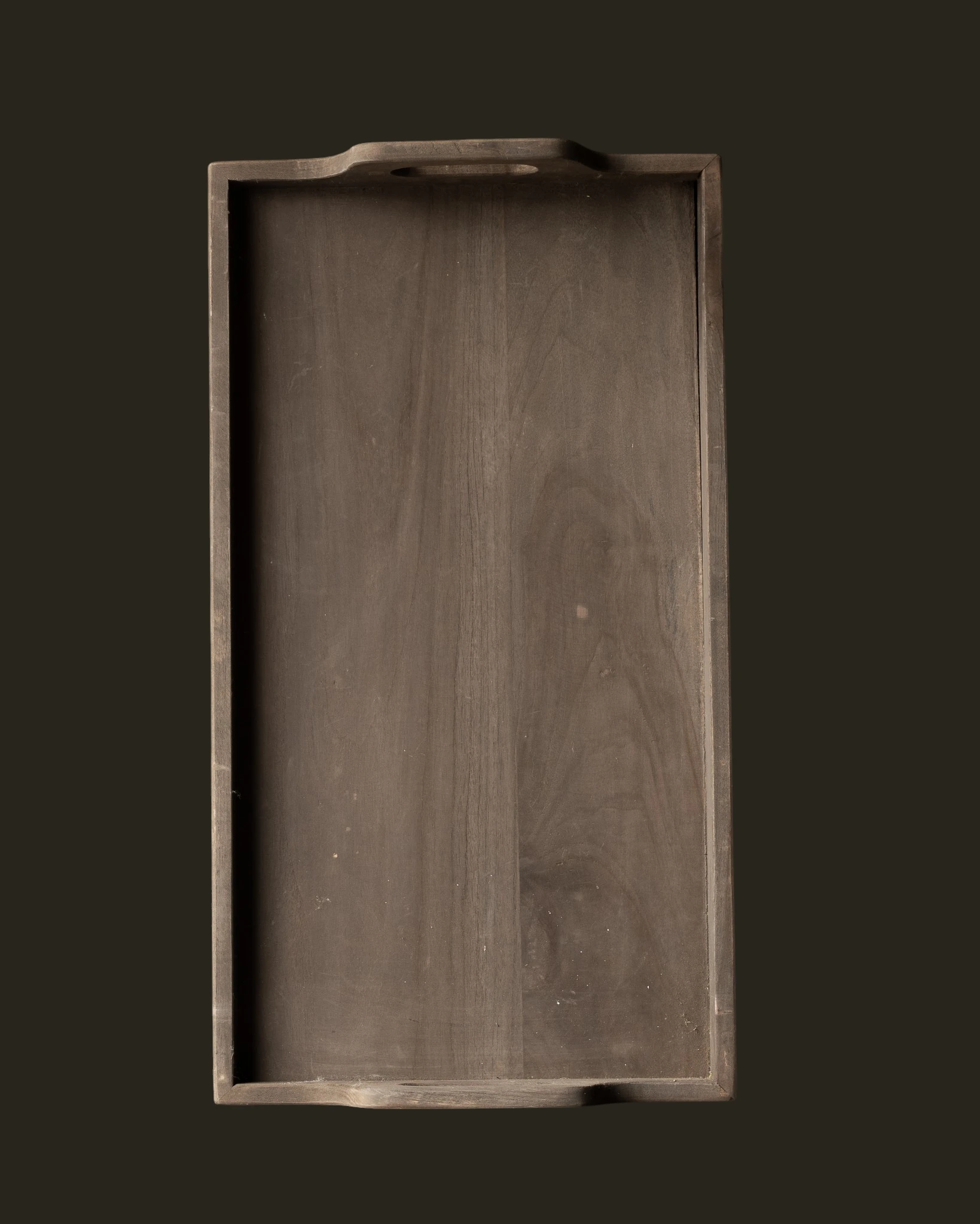 Sturdy wooden serving tray by Aura Peeperkorn with a weathered finish-3