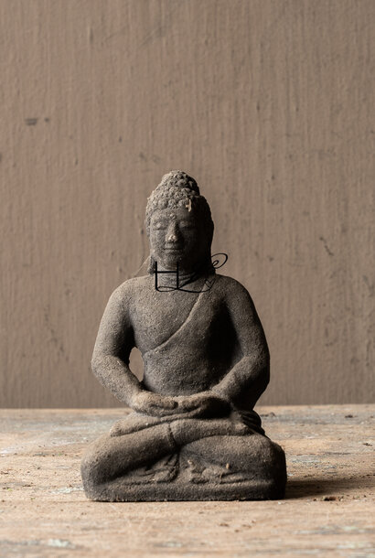 Kleine Buddha-Figur aus Steingut