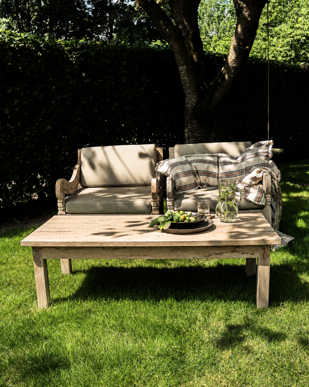 SALE – Classic Bold Garden Chair | Aura Peeperkorn (Showroom model)-1