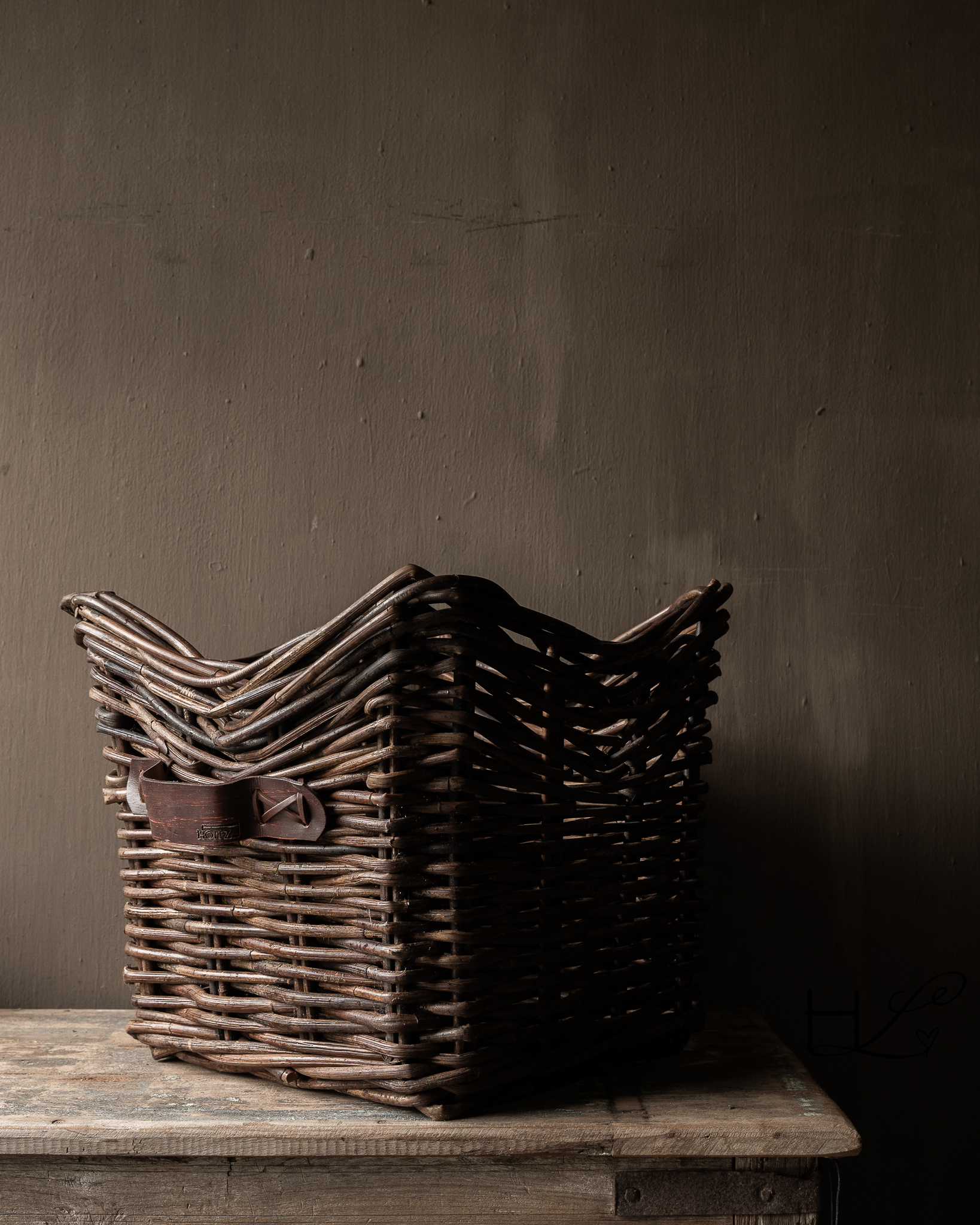 Square rattan basket HOFFZ with leather handles-3