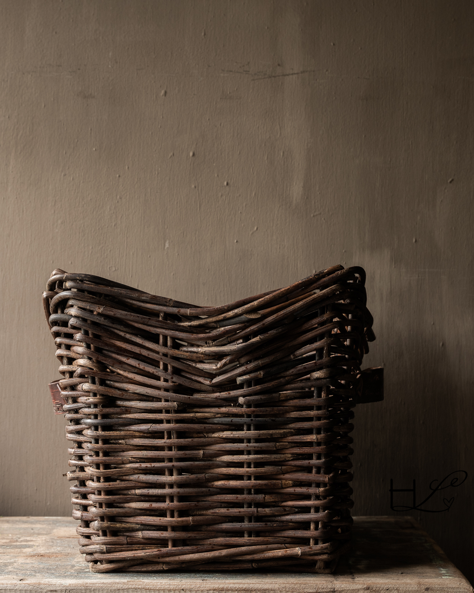Square rattan basket HOFFZ with leather handles-4