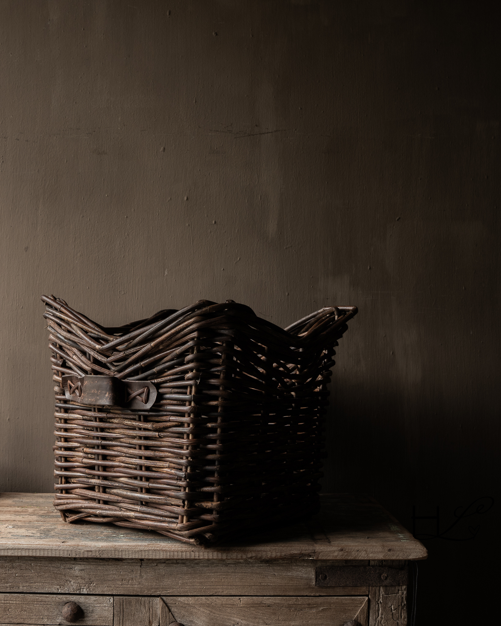 Square rattan basket HOFFZ with leather handles-5