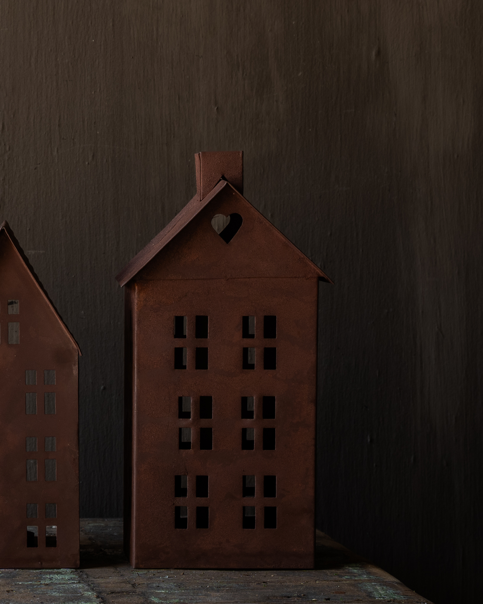 Rusty iron house-4