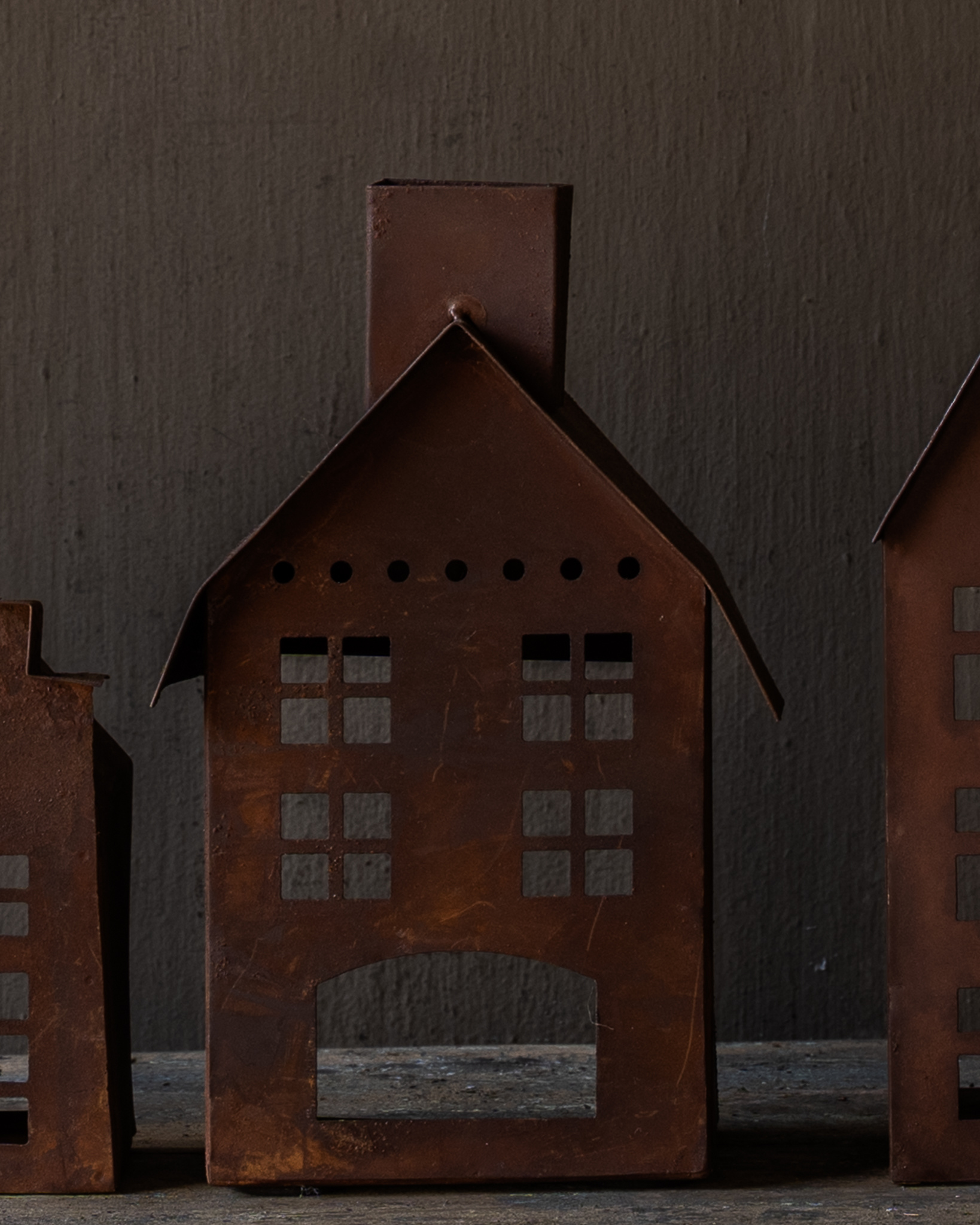 Rusty iron house-8