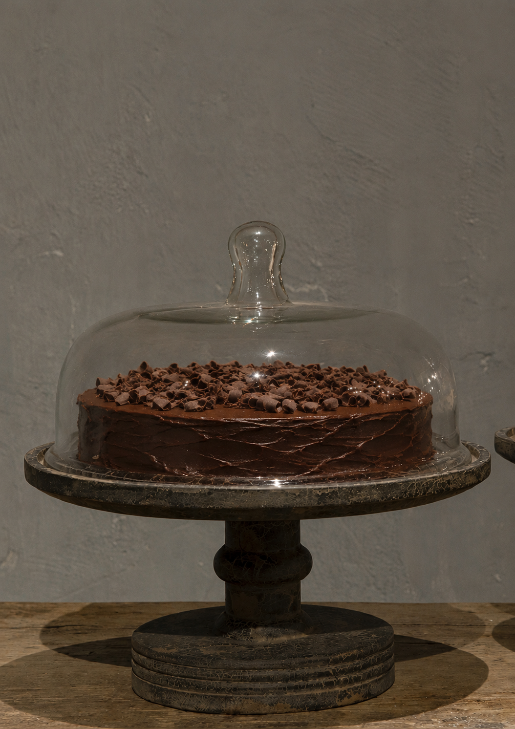 Cake stand with glass dome-1