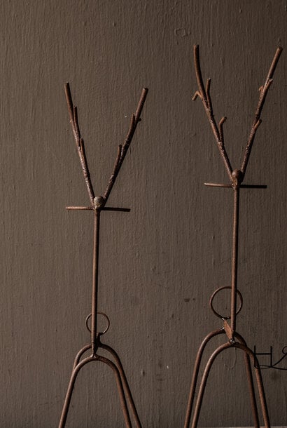 Decorative Metal Reindeer – Rust Color