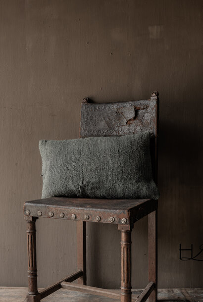Stoer Hennep Kussen 40x60 cm | Vergrijsd groen