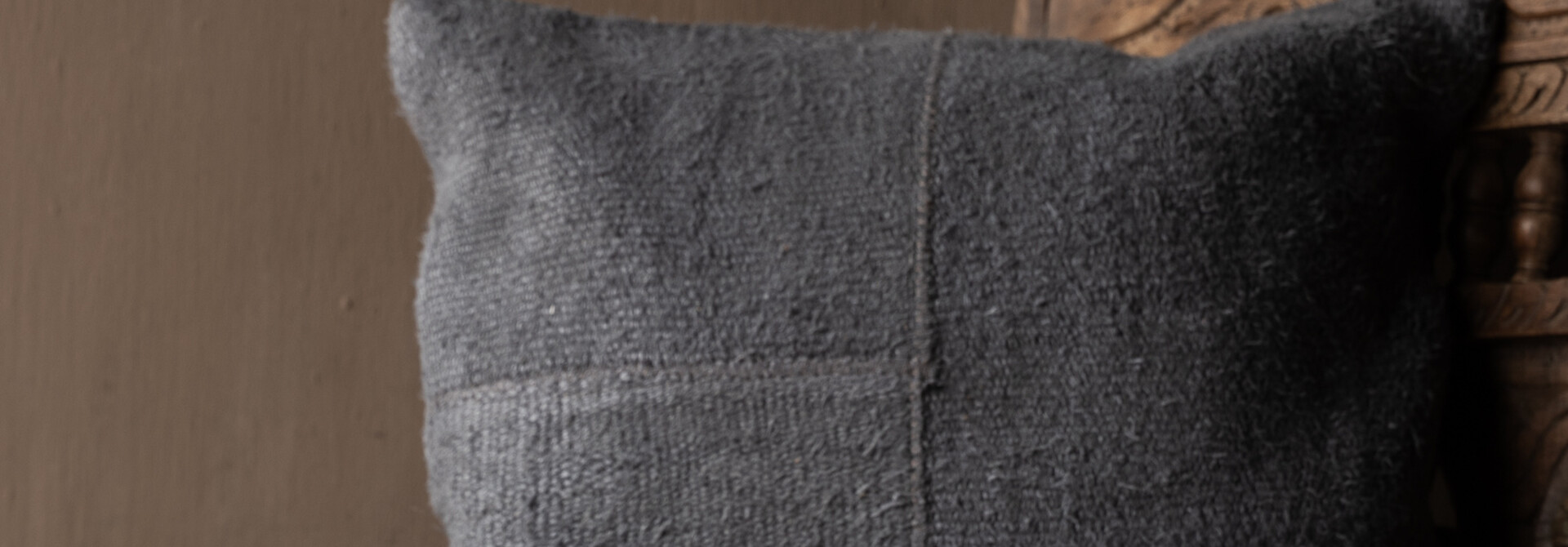 Hemp cushion 50x50 cm | patchwork | dark blue