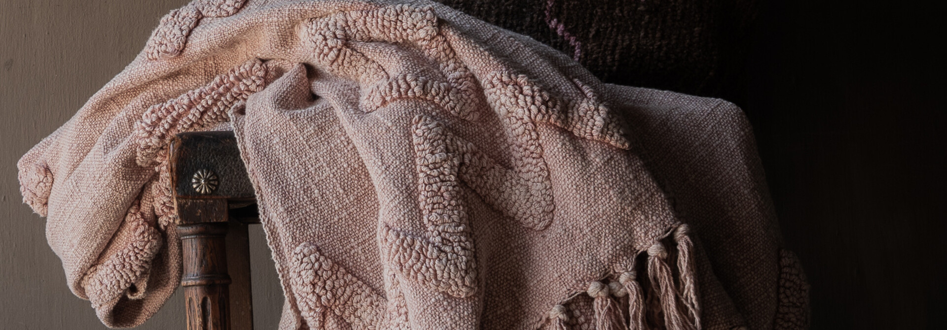 Pink throw 125 x 175 cm