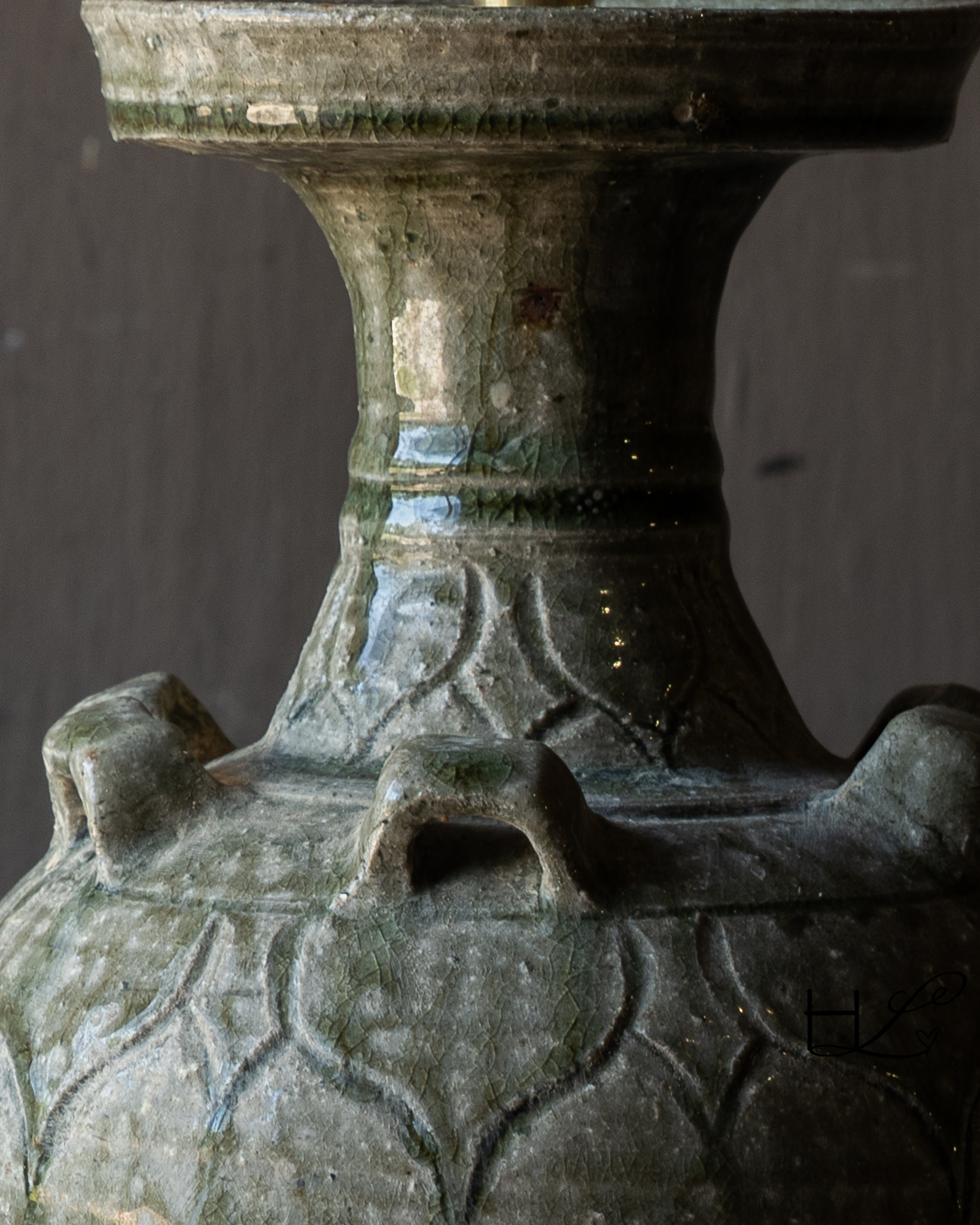 Lampenfuß „M“ aus der Tang-Dynastie – antikes grünes Steingut-3