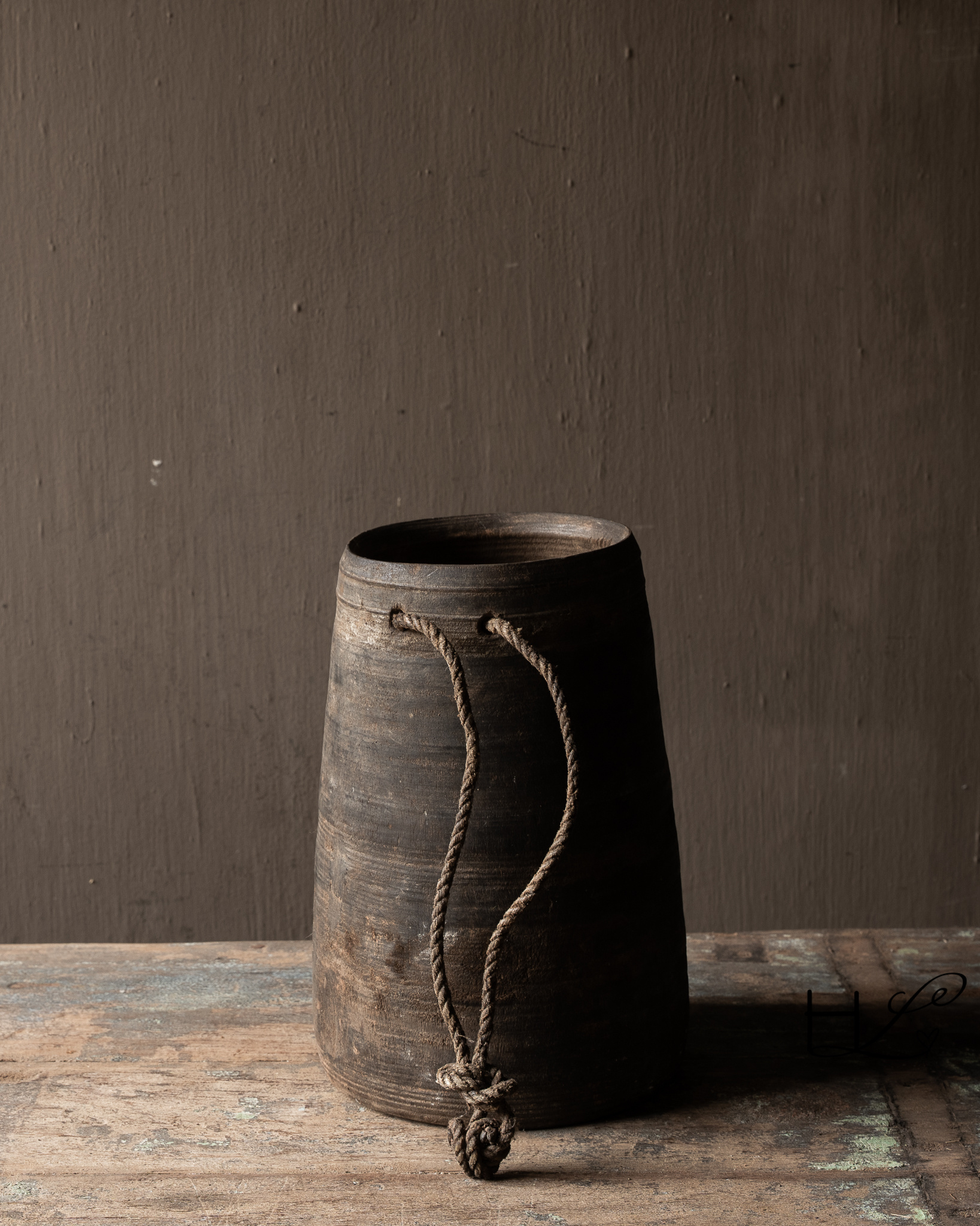 Doorleefde houten kruik inclusief kunstboeket-7
