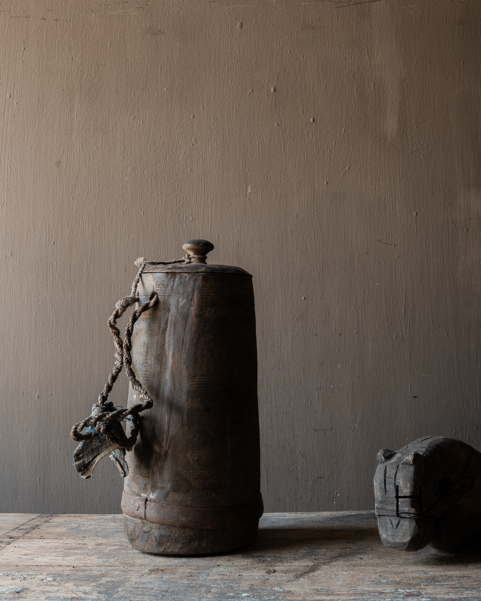 Originele Oude houten Nepalese Kruik met deksel-4