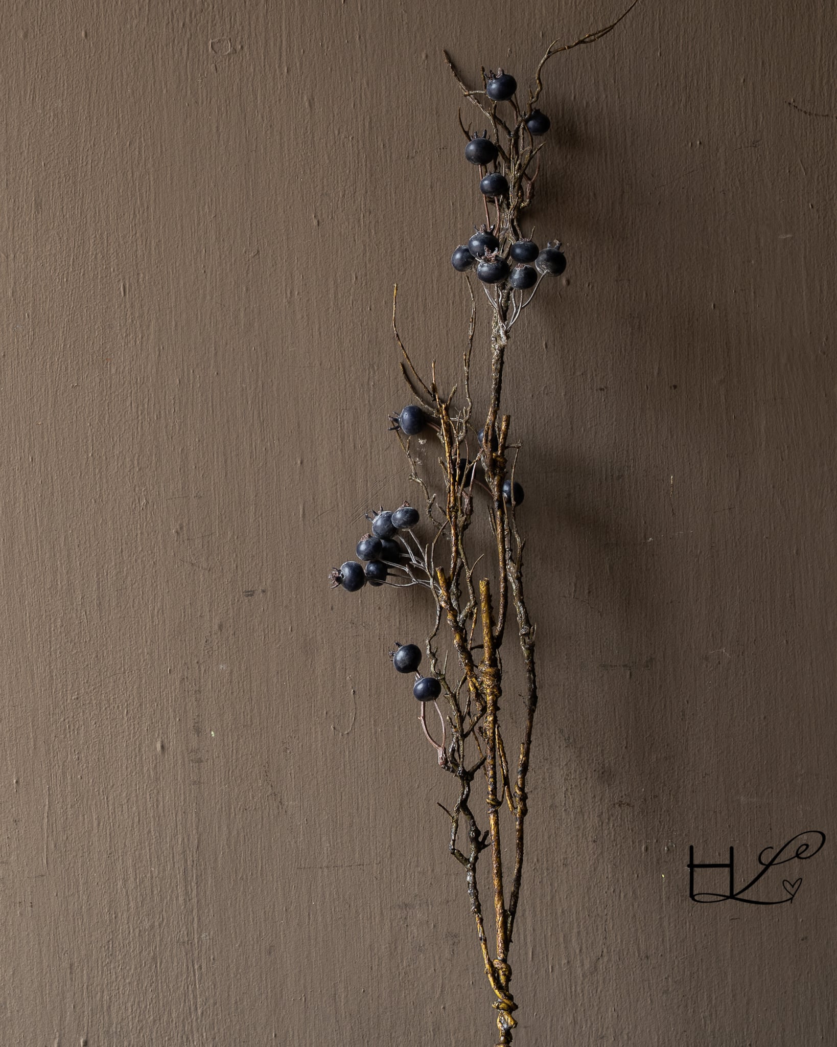 Künstlicher Beerenzweig, blaugrau – 70 cm-1