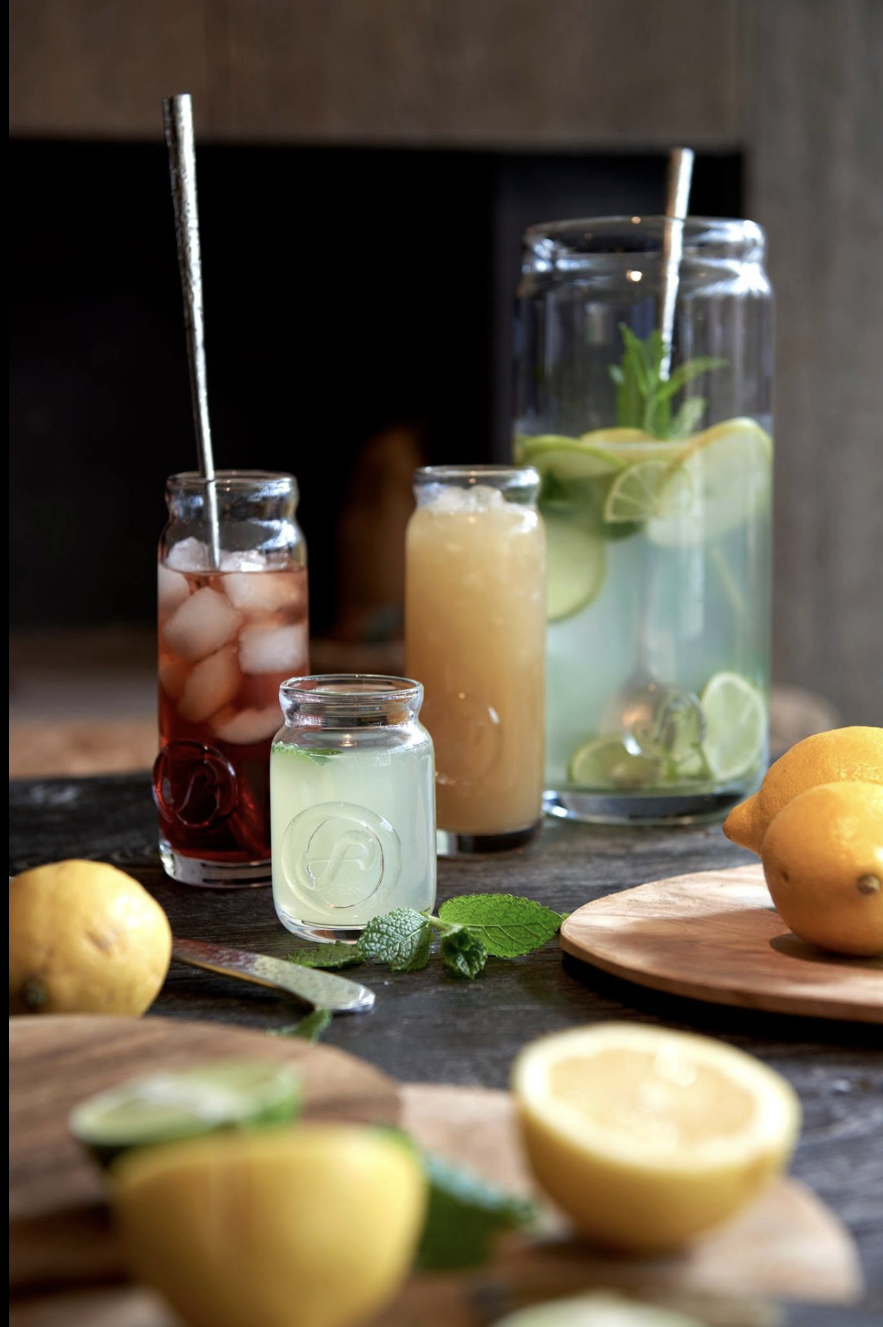 Marmeladenglas-Trinkglas mit Glasmedaillon-1