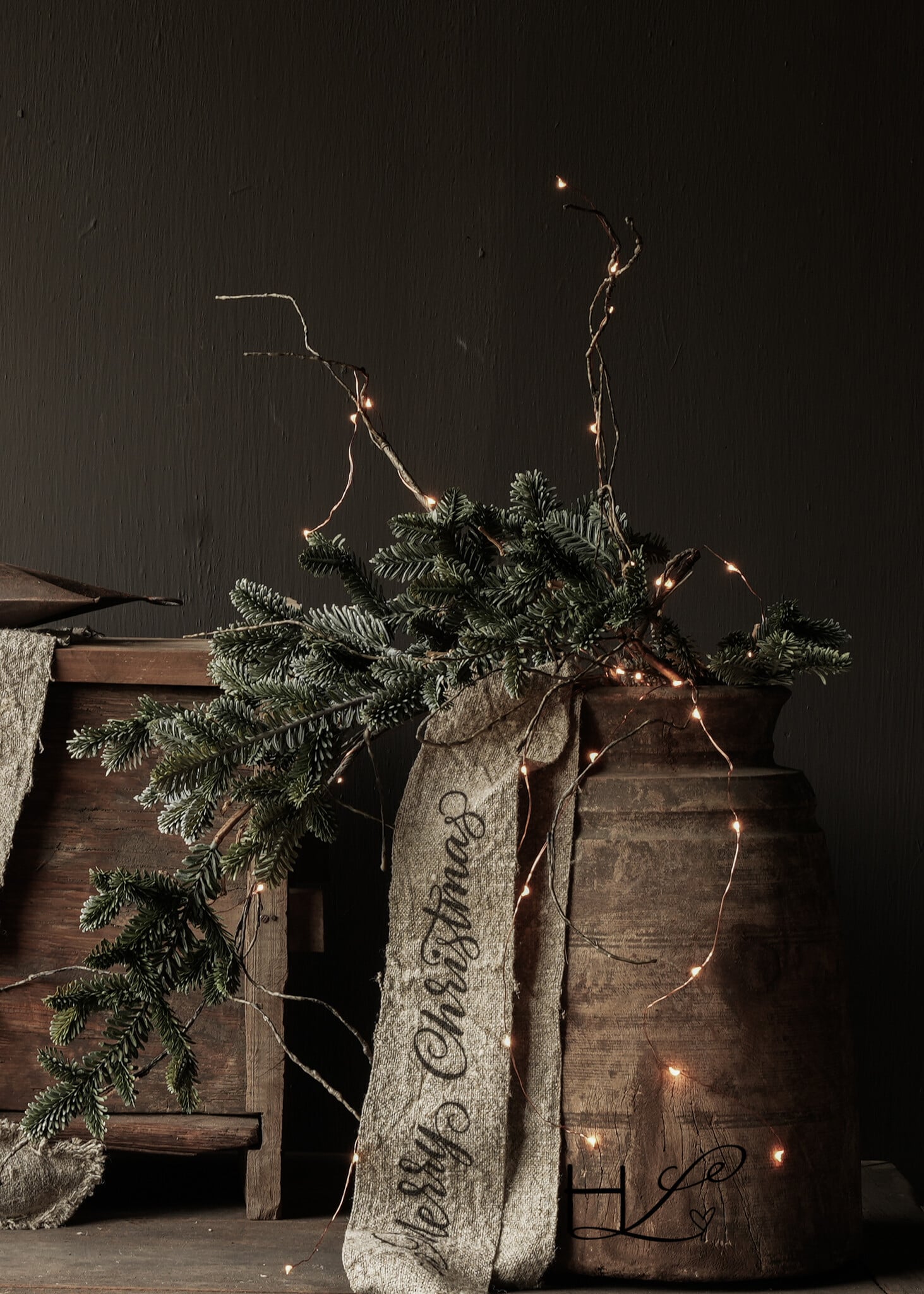Artificial silver fir Christmas branch with pine cones-1