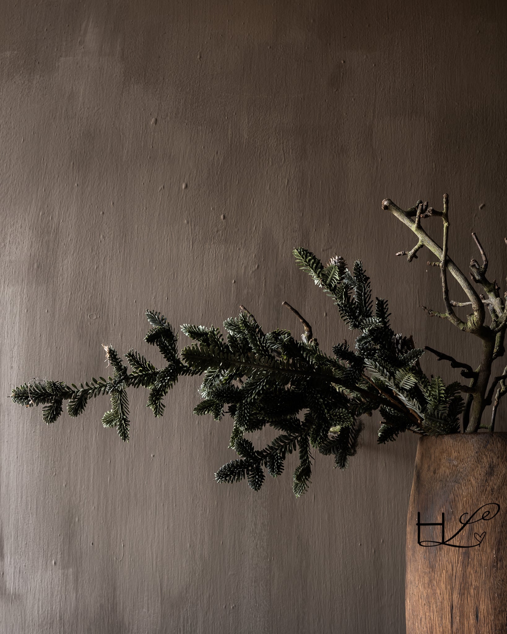 Artificial silver fir Christmas branch with pine cones-3