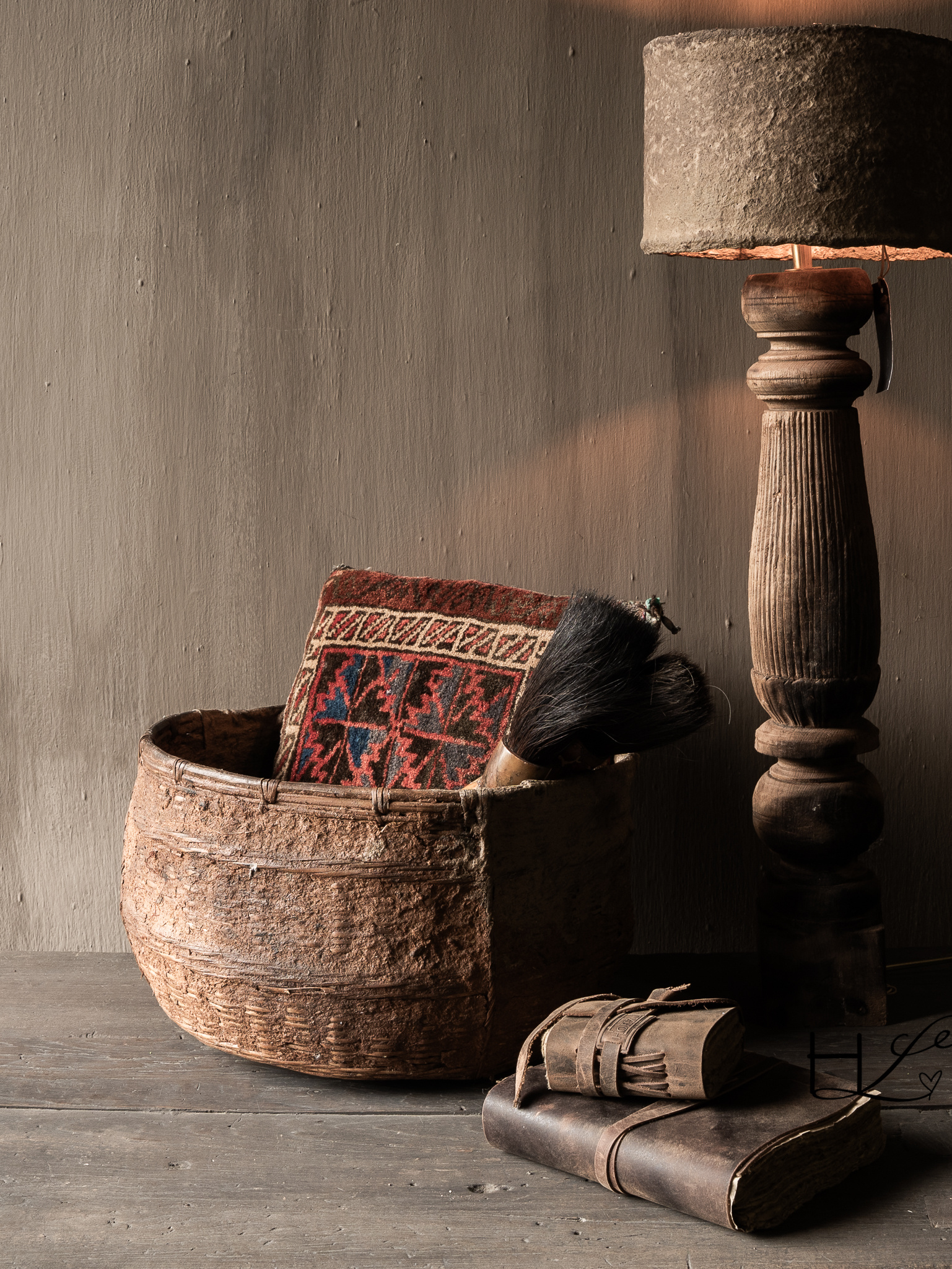 Originaler Vintage-Korb aus Rattanweide und Ton-1