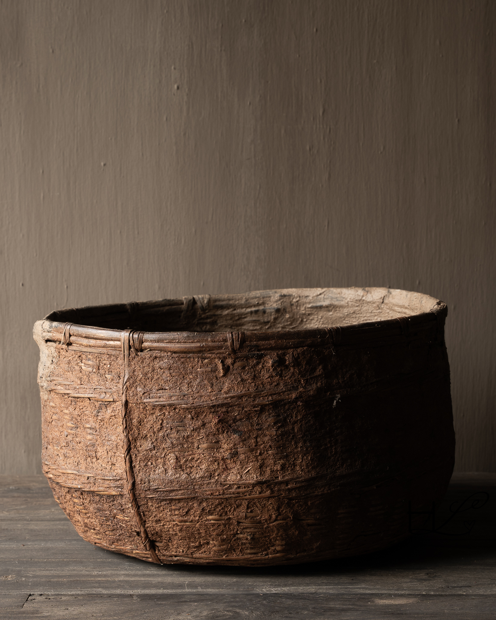 Originaler Vintage-Korb aus Rattanweide und Ton-3