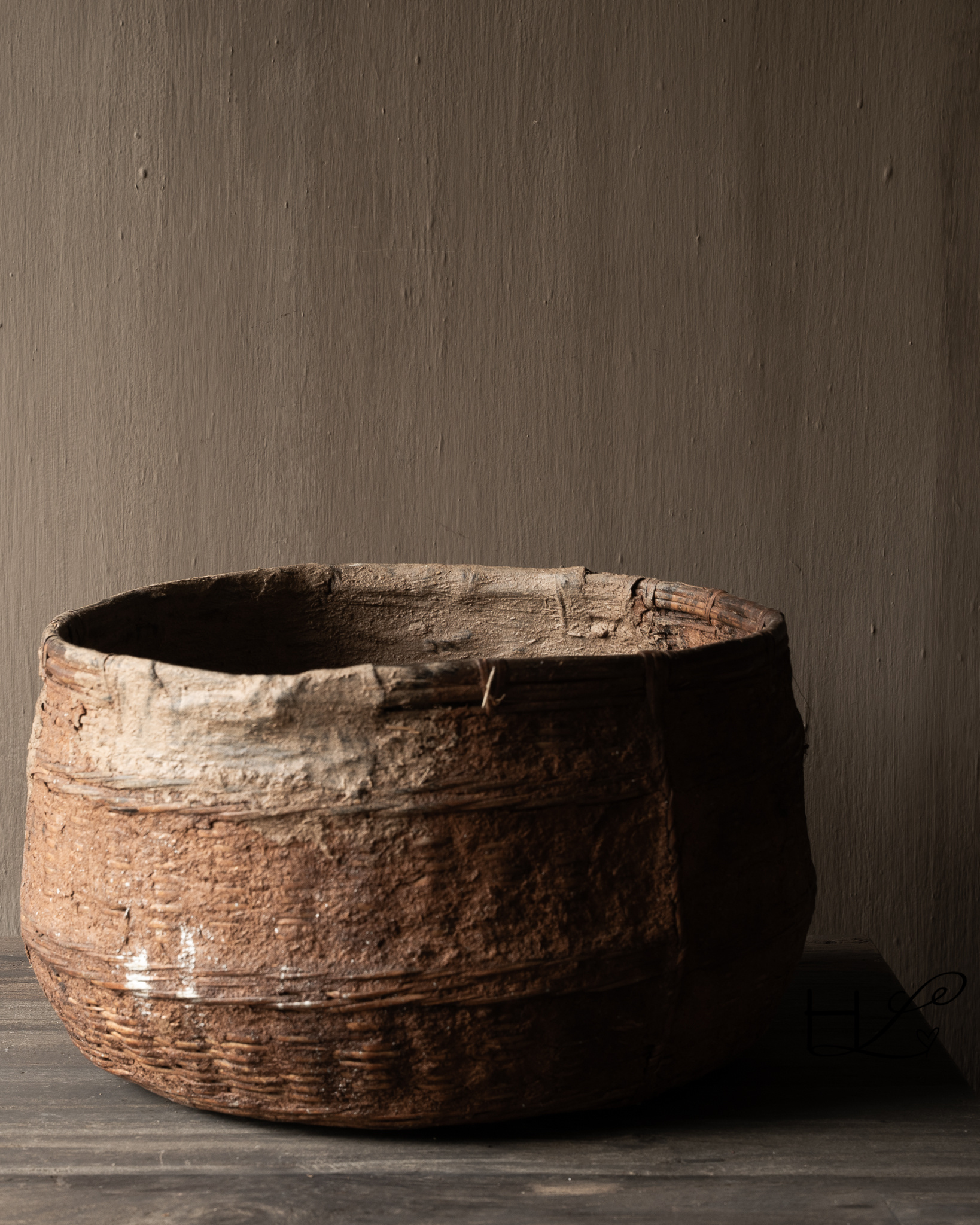 Originaler Vintage-Korb aus Rattanweide und Ton-6