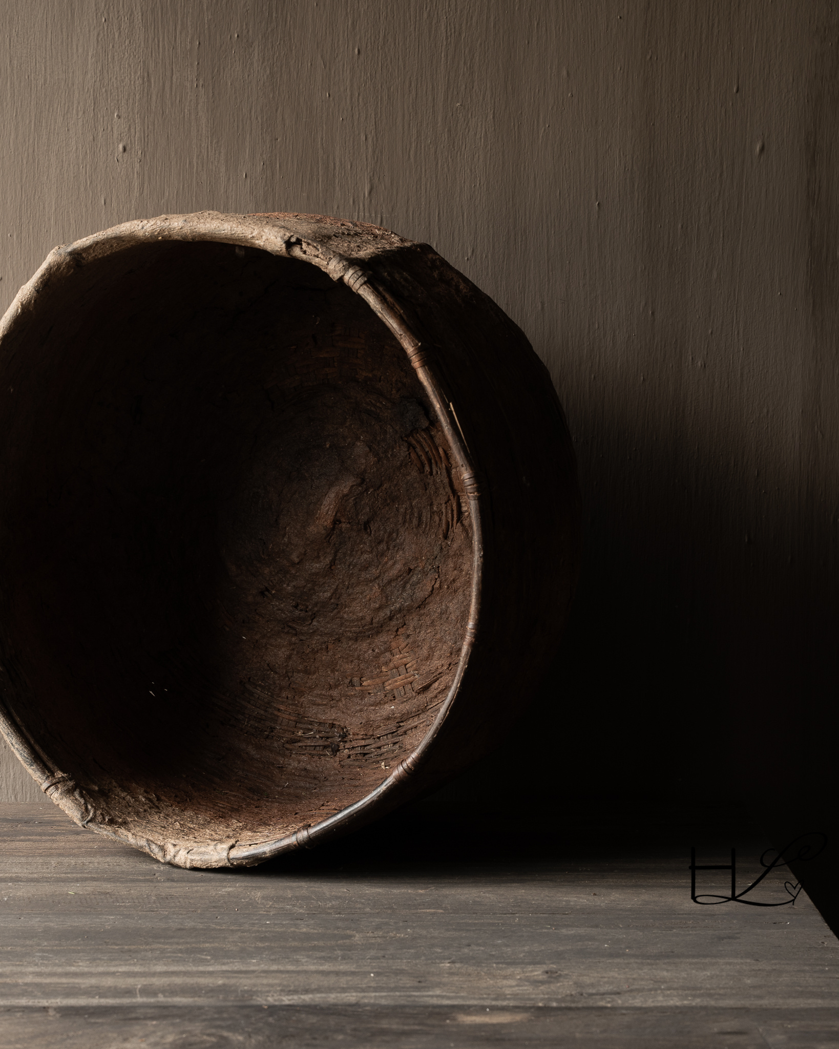 Originaler Vintage-Korb aus Rattanweide und Ton-7