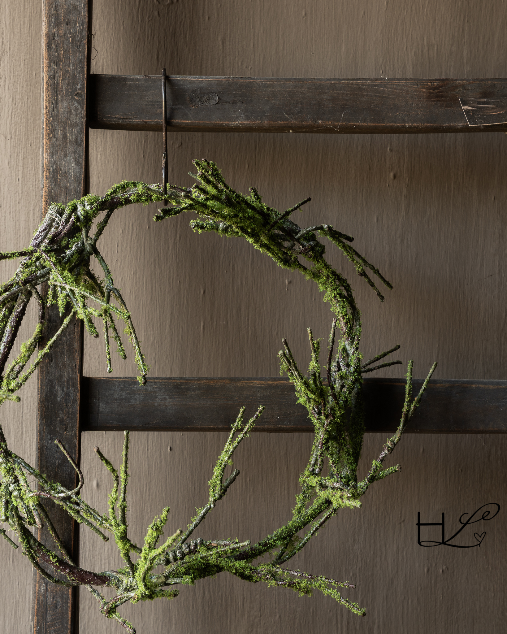 Moss wreath 30 cm-2