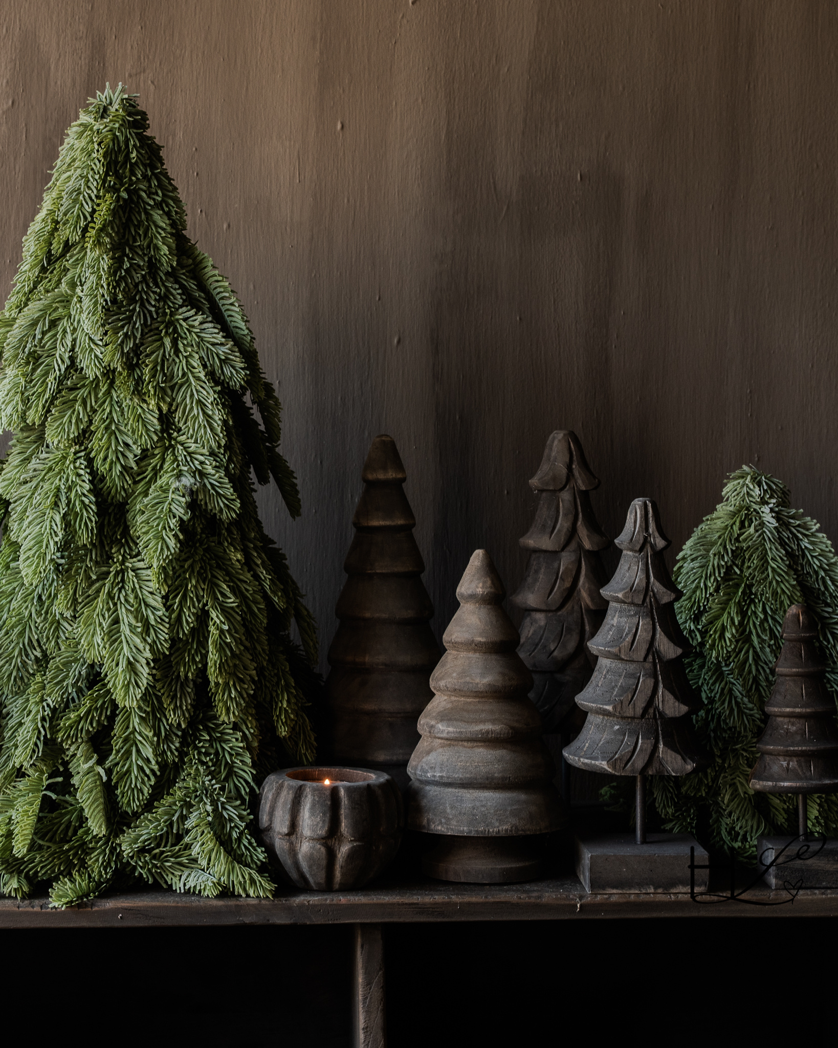 Small wooden Christmas tree-6